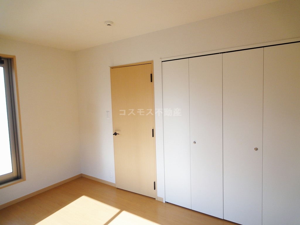 Other room space. 2F ・  ・  ・ Western-style room 5.6 tatami