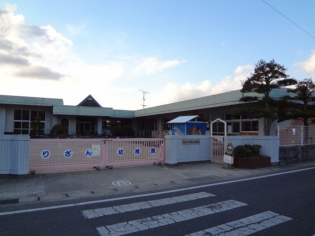 kindergarten ・ Nursery. Okayama Koiyama kindergarten (kindergarten ・ 750m to the nursery)