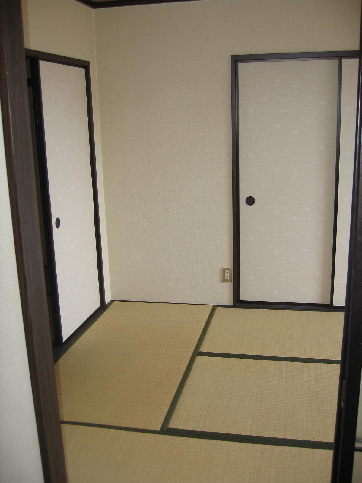 Living and room. Neat Japanese-style room