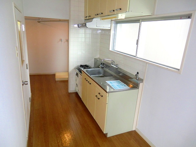 Kitchen.  ☆ Two-burner stove Allowed ☆ Window There ventilation easy ☆