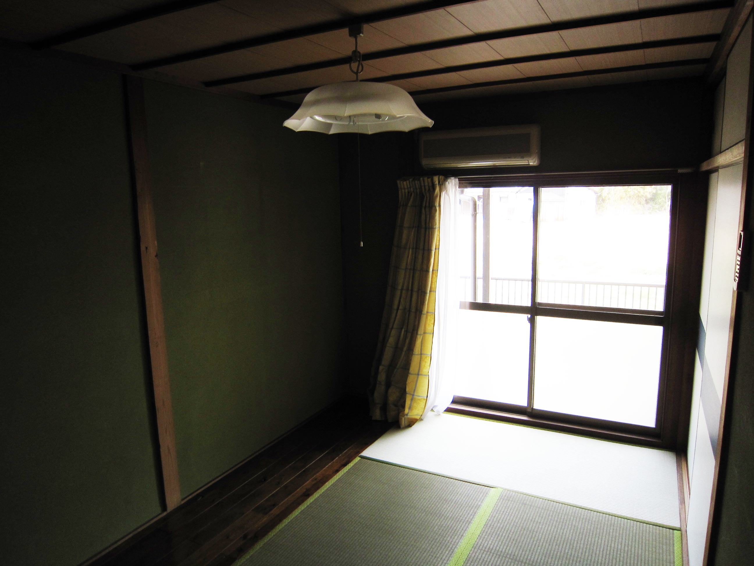 Other room space. North 6-mat Japanese-style room