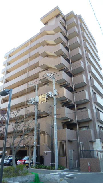 Local appearance photo. Local (11 May 2013) Shooting