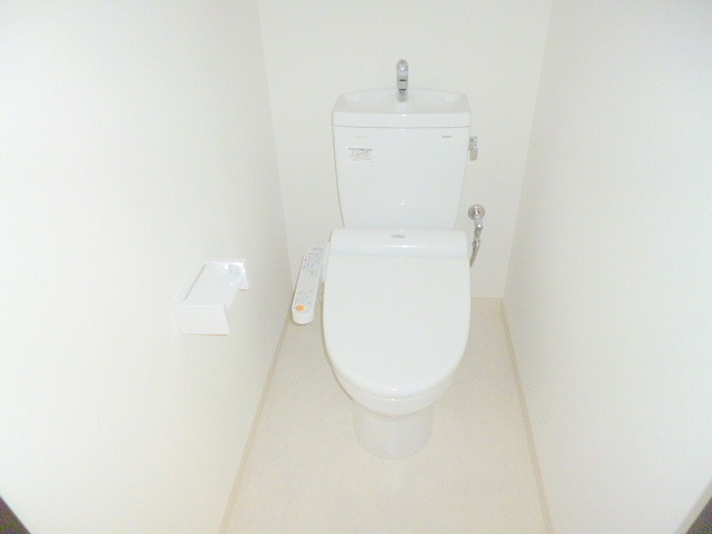 Toilet. Because of under construction, Is an image ☆ 彡