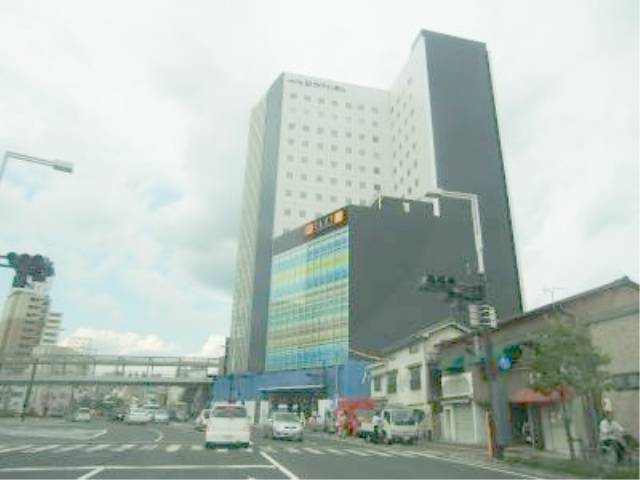 Shopping centre. 880m to San station Okayama (shopping center)