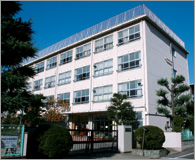 Junior high school. 606m to Okayama Tachioka Mountain central junior high school (junior high school)