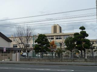 Primary school. Okayama Nishi Elementary School 759m until the (elementary school)