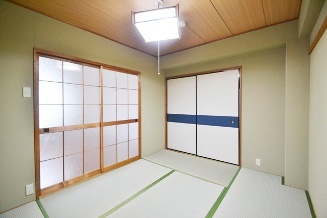 Other room space. Japanese-style room! Chaimashou Chillin in tatami rooms