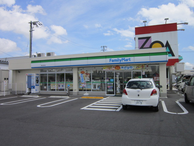 Convenience store. FamilyMart Okayama Tatsumi store up (convenience store) 127m