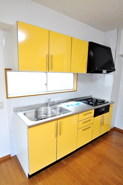 Kitchen. 3-neck with gas stove ☆ Do you make anything today