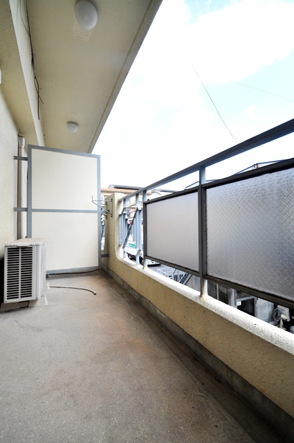 Balcony. Sunny in the south-facing balcony ☆ Dry may be laundry