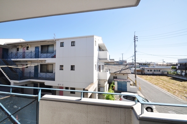 Balcony. balcony! Refresh smoked outside of the air once in a while