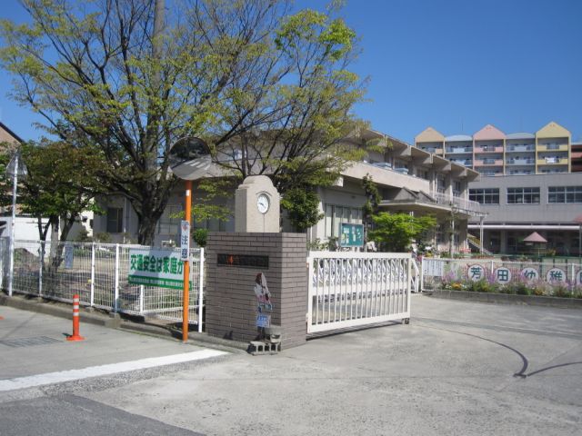kindergarten ・ Nursery. Yoshida kindergarten (kindergarten ・ 570m to the nursery)