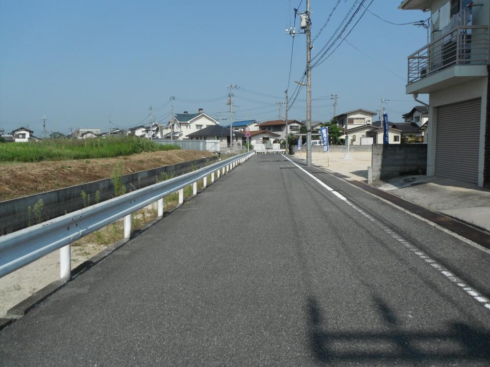 Local photos, including front road. 5 meters or more of the spacious road ~