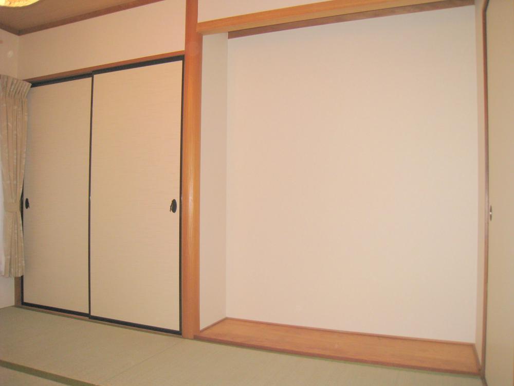 Other introspection. 1F Japanese-style room