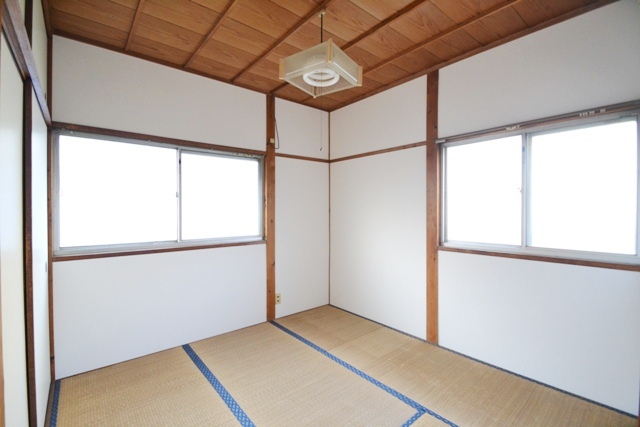 Other room space. Do not forget the heart of the laid-back ... sum with tatami!