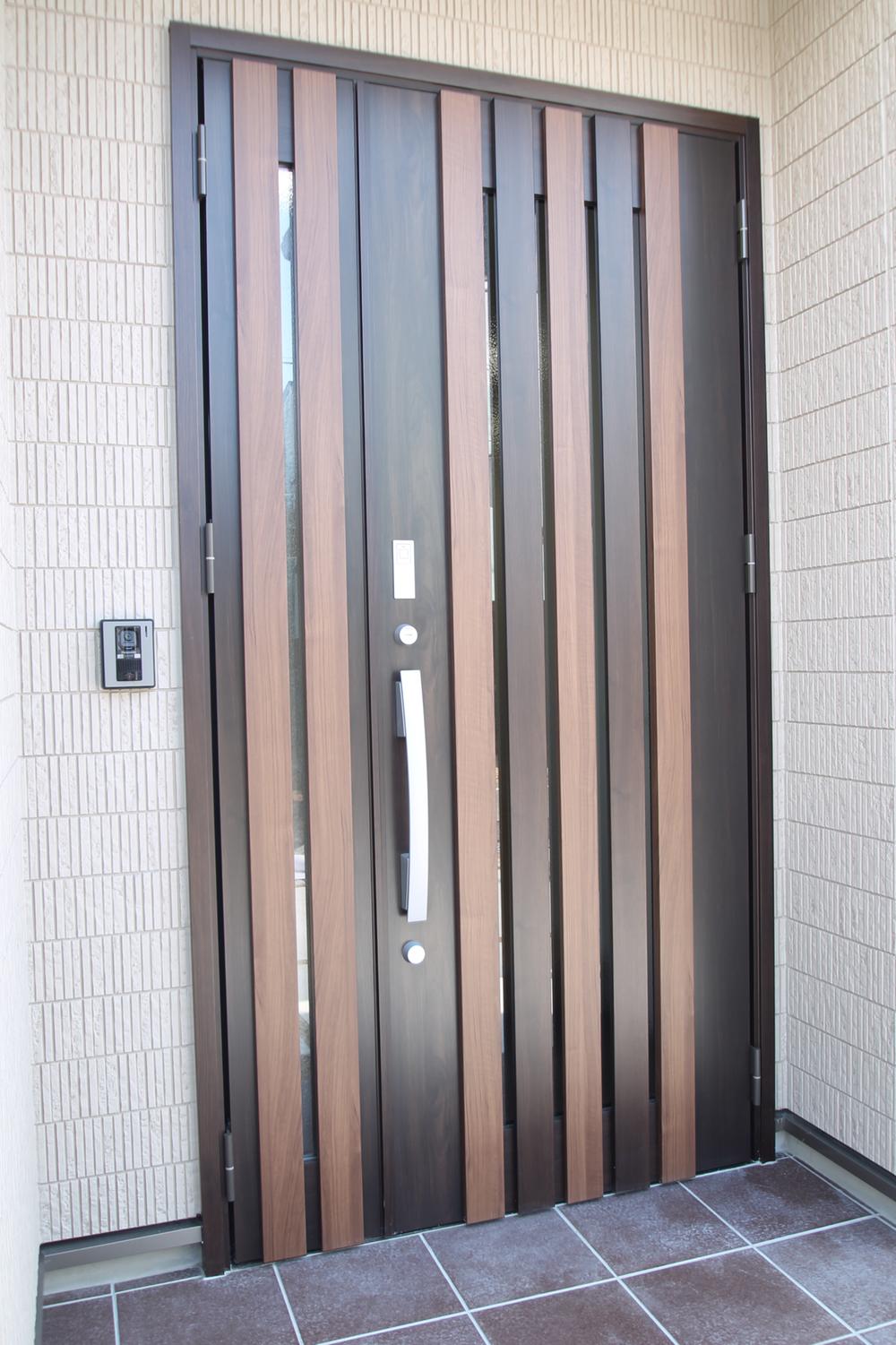 Entrance. The entrance is equipped with a touch key. It is very useful equipment.