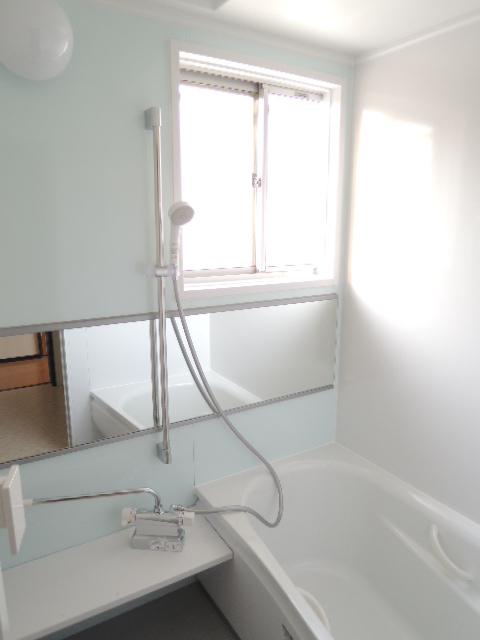 Bathroom. It had made unit bus refreshing shade.