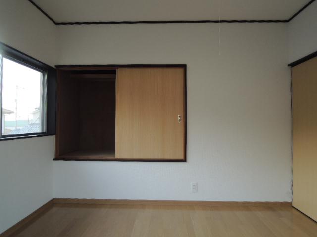 Non-living room. This room is a staircase on the storage.