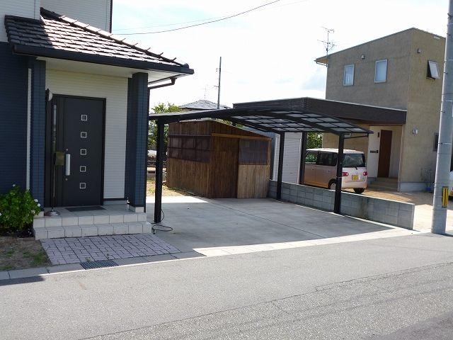 Parking lot