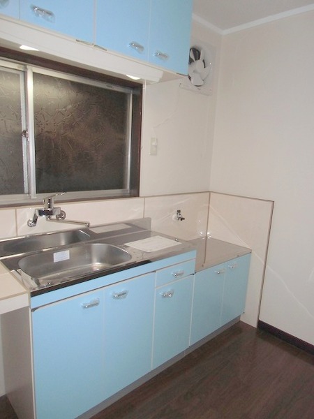 Kitchen. Kitchen clean ☆ Two-burner gas stove installation Allowed ☆