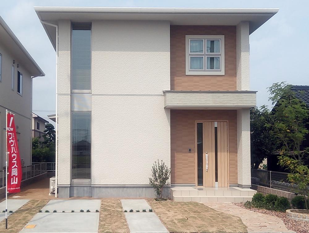 Local appearance photo. Model house of full specification. All rooms lighting ・ curtain, Furniture (Living Room Sofa, Dining set), Air conditioning (2 units), Exterior construction etc. In standard specification, It is immediately Available tenants.