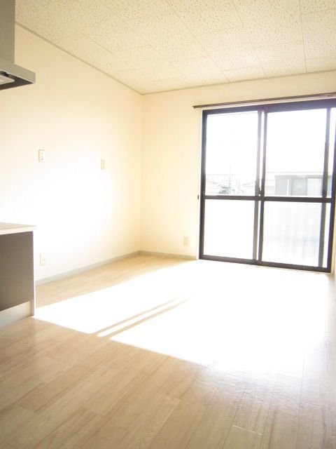 Living and room. Japan is the bright dining insert.
