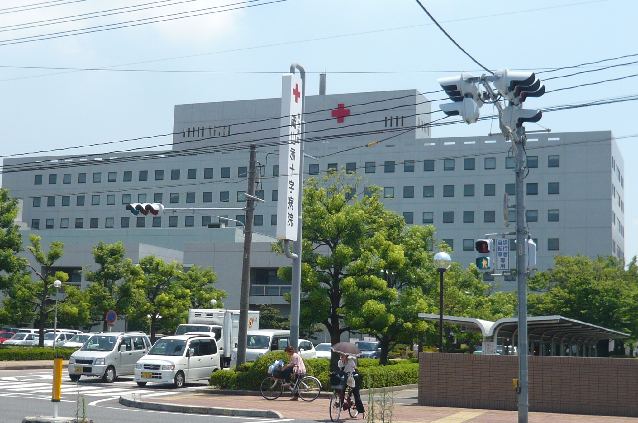 Hospital. 1442m to the General Hospital Okayama Red Cross Hospital (Hospital)