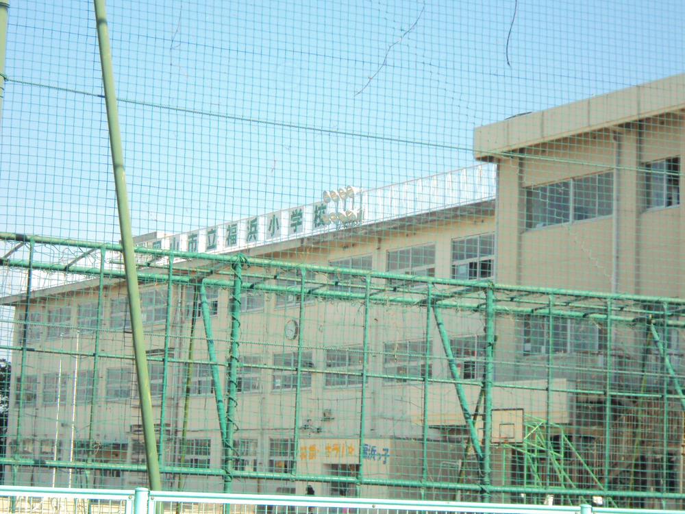 Primary school. Fukuhama 800m up to elementary school