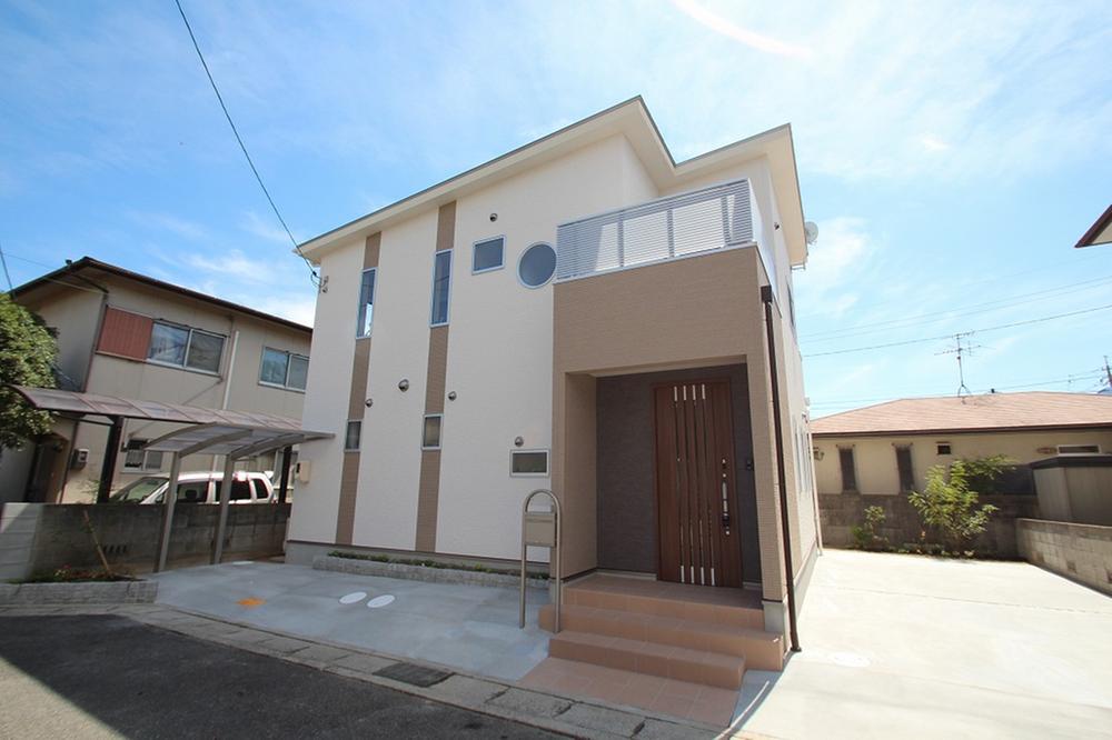 Local appearance photo. Rendering