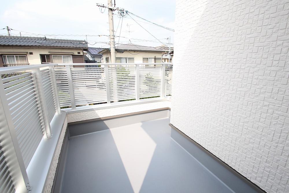 Balcony. Local (September 2013) Shooting