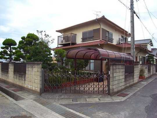 Local appearance photo