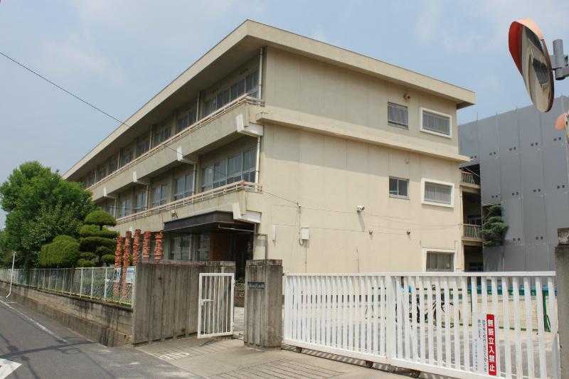 Other. Okayama City Uno Elementary School are also within walking distance