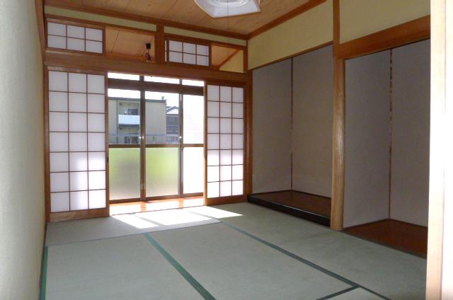 Non-living room. First floor Japanese-style room 6 quires