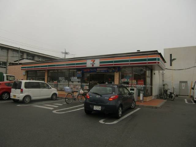 Convenience store. Sebunirebun Okayama Asahi High School before store up (convenience store) 551m