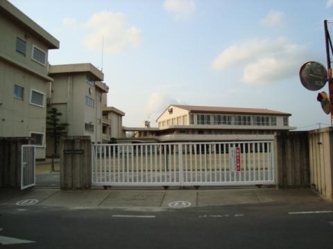 Other. 1500m to Okayama City Uno Elementary School (Other)