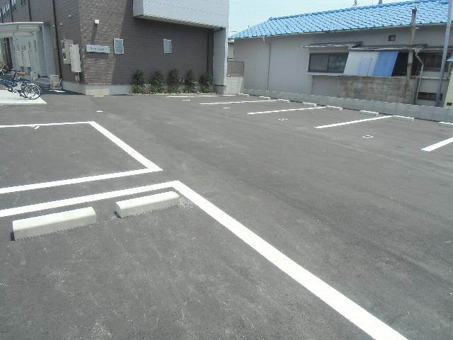 Parking lot