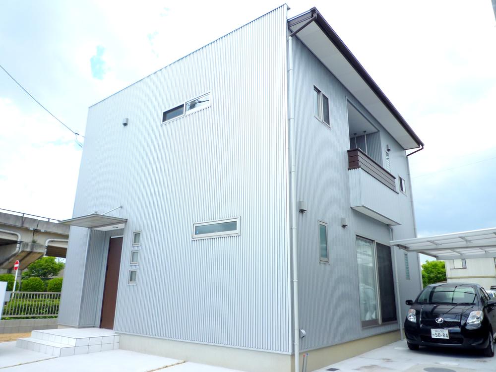 Local appearance photo. Local (June 2013) Shooting