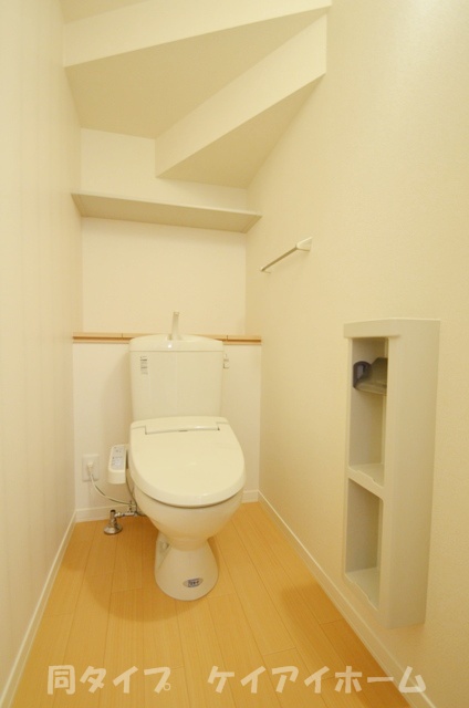 Toilet. ◇ the same type! Washlet is the health of the teacher in the ass!