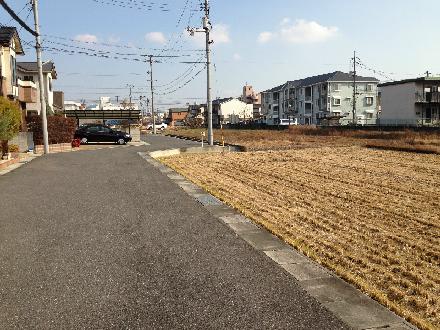 Other. It is a quiet residential area. 