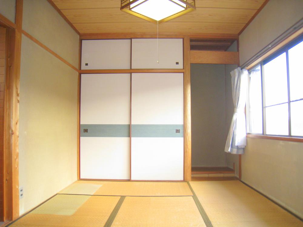 Other introspection. 2F Japanese-style room 6 quires