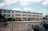 Primary school. 958m to Okayama City three Isao elementary school (elementary school)