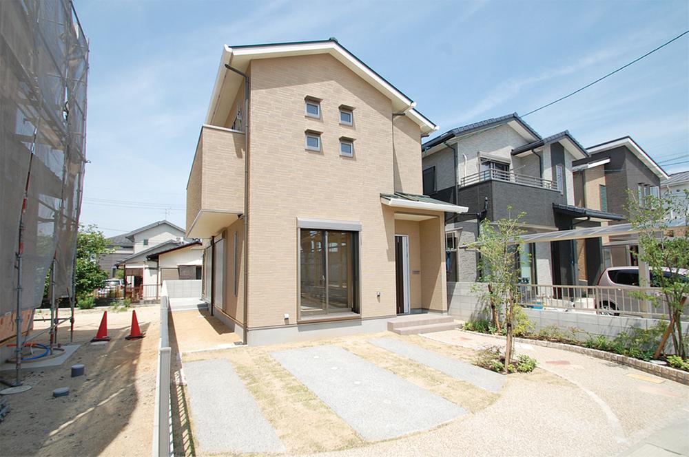 Local appearance photo