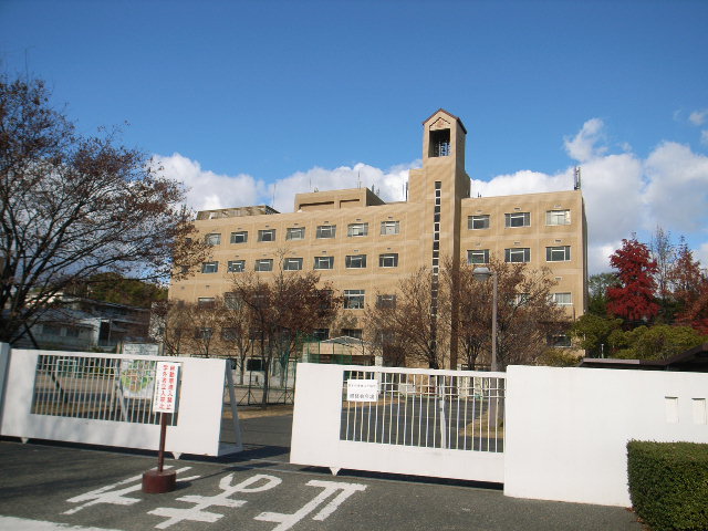 University ・ Junior college. Private Sanyo Gakuen University (University ・ 1587m up to junior college)