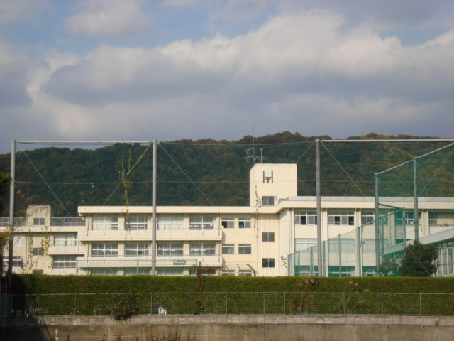 Primary school. 882m to Okayama AsahiRyu elementary school (elementary school)