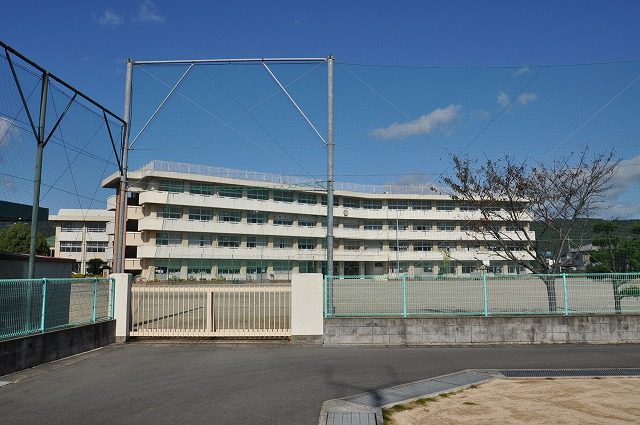 Primary school. 732m to Okayama AsahiRyu elementary school (elementary school)