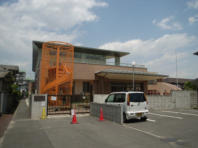 kindergarten ・ Nursery. Asahikawa nursery school (kindergarten ・ 217m to the nursery)