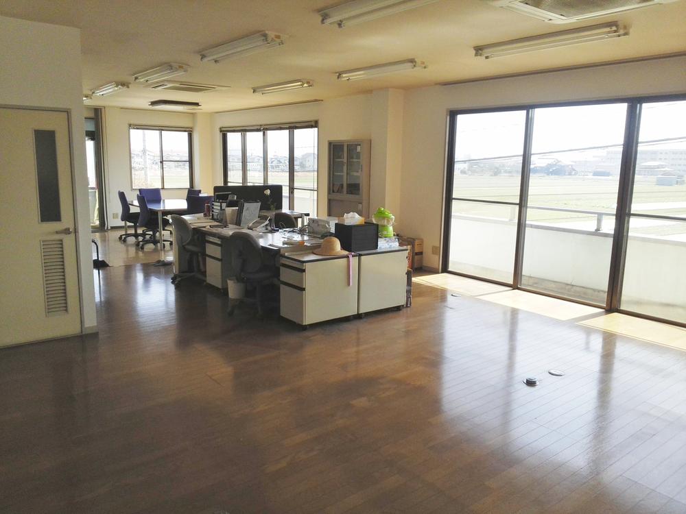 Living. Office space