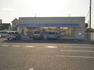 Convenience store. 905m until Lawson Okayama Oku Machiten (convenience store)
