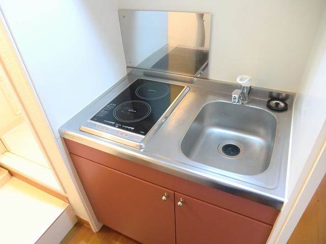 Kitchen. It is a photograph of the same type! For your reference ☆ 