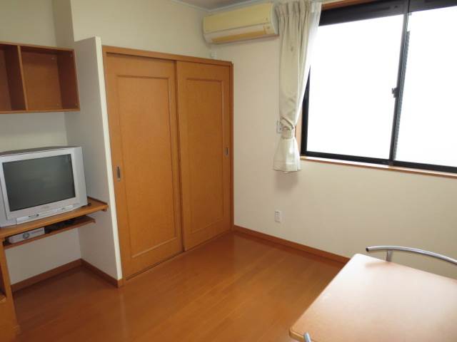 Living and room. It is a photograph of the same type! For your reference ☆ 